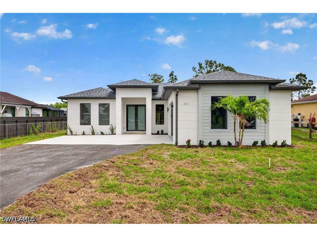 3225 43rd Avenue NE Naples FL 34120 226018059 image2
