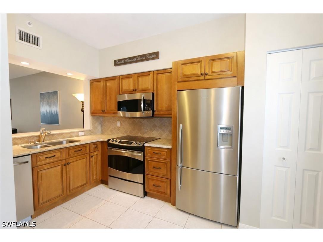 3225 Cypress Glen Way #105 Naples FL 34109 226016154 image12