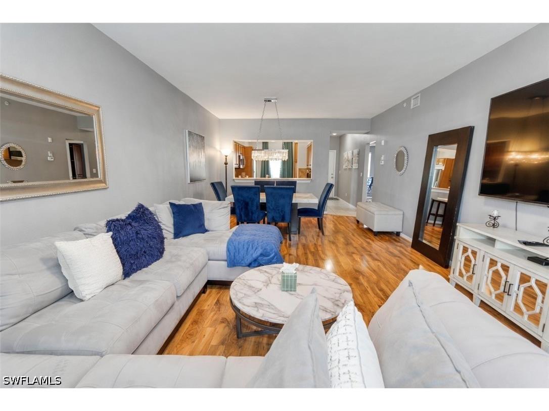 3225 Cypress Glen Way #105 Naples FL 34109 226016154 image4