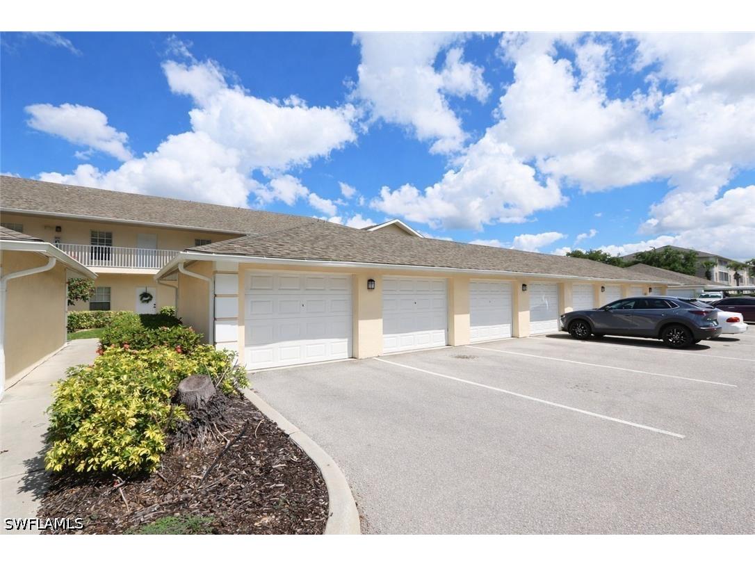 3225 Cypress Glen Way #105 Naples FL 34109 226016455 image2