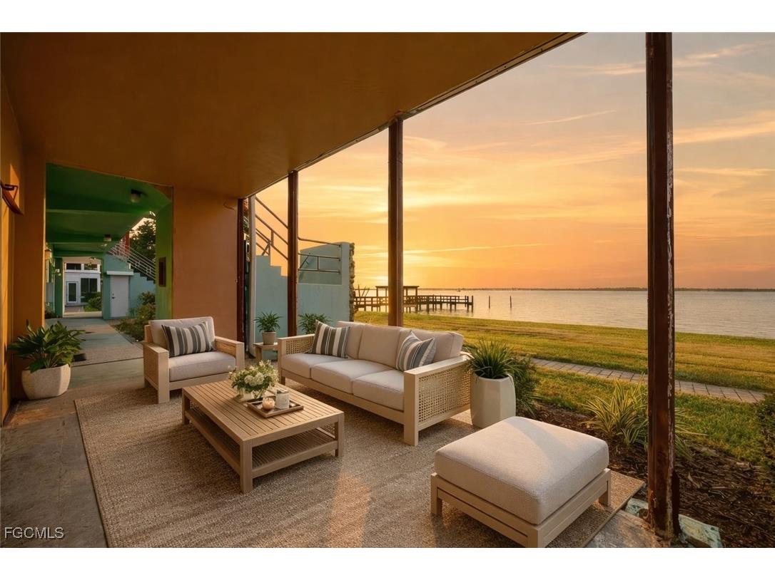 3225 E Riverside Drive #31C Fort Myers FL 33916 2025003859 image1