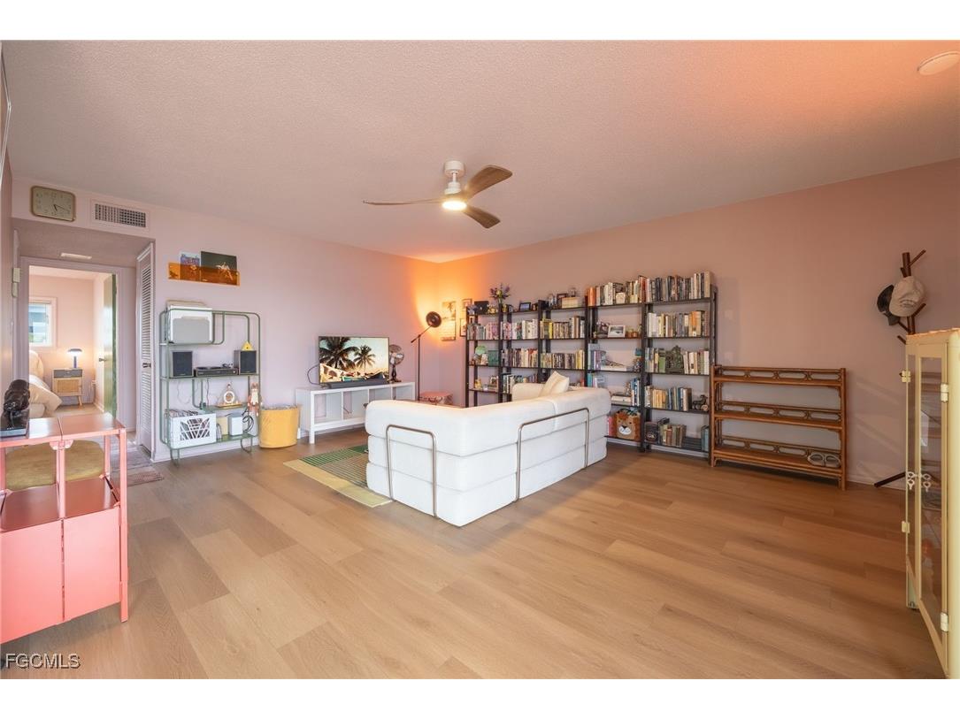 3225 E Riverside Drive #31C Fort Myers FL 33916 2025003859 image6