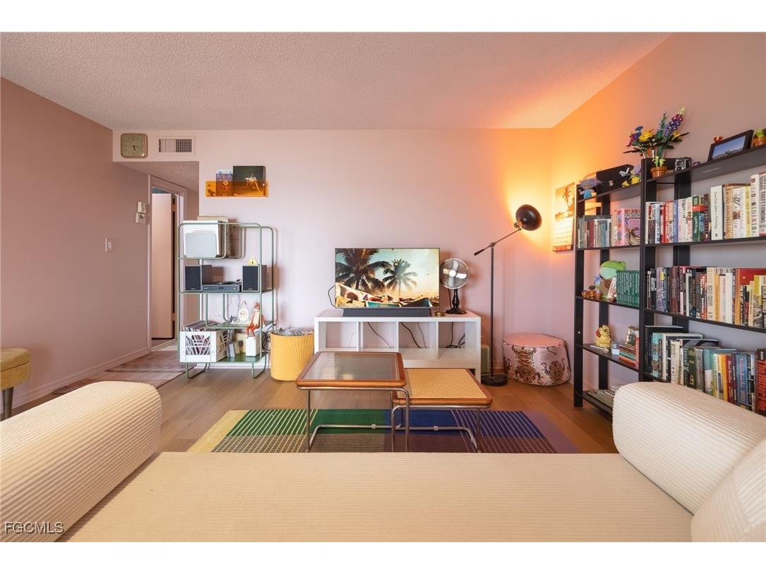 3225 E Riverside Drive #31C Fort Myers FL 33916 2025003859 image8