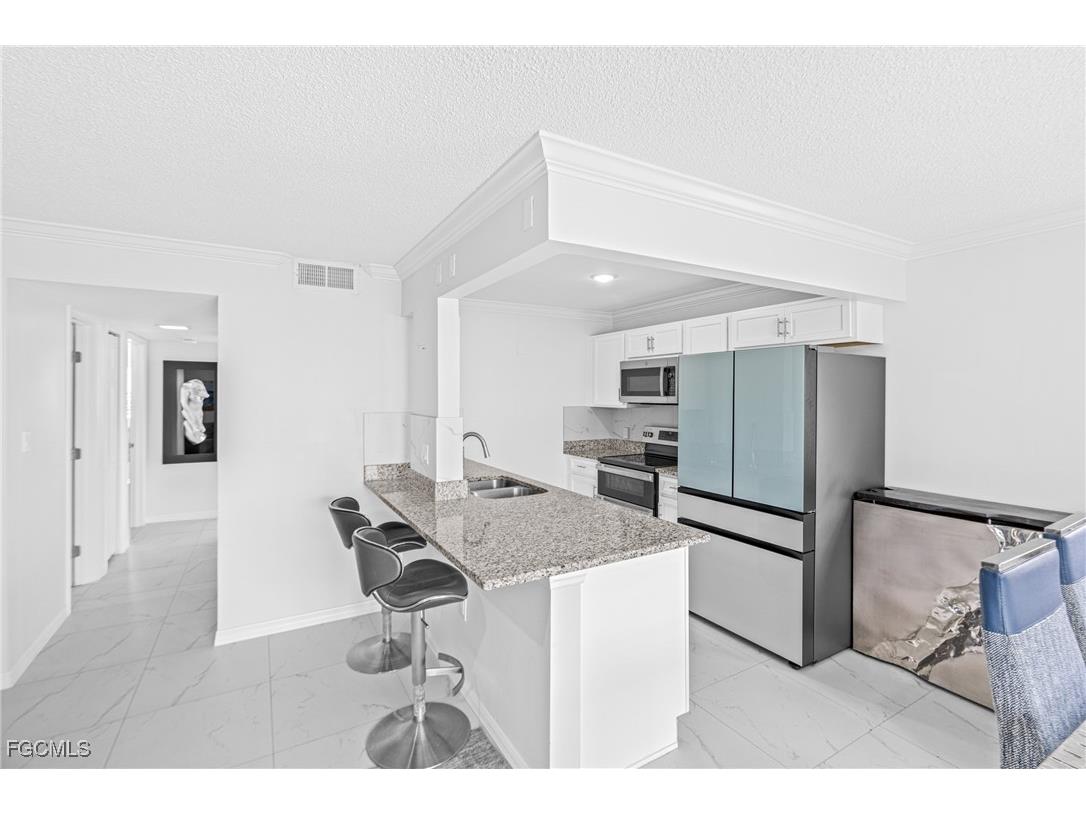 3225 E Riverside Drive #34C Fort Myers FL 33916 2025012009 image17