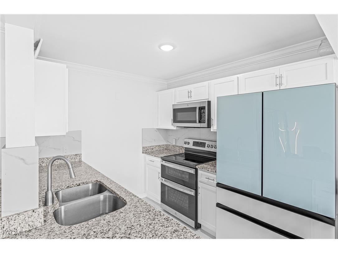 3225 E Riverside Drive #34C Fort Myers FL 33916 2025012009 image19
