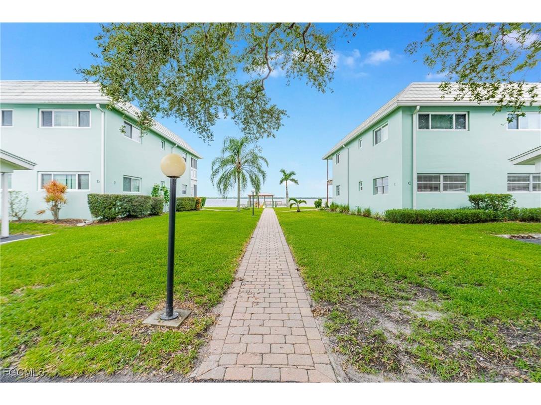 3225 E Riverside Drive #34C Fort Myers FL 33916 2025012009 image39