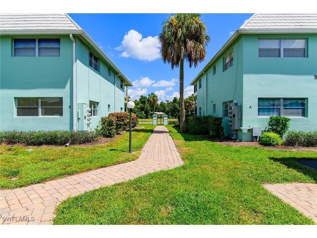 3225 E Riverside Drive Fort Myers FL 33916 225071743 image19