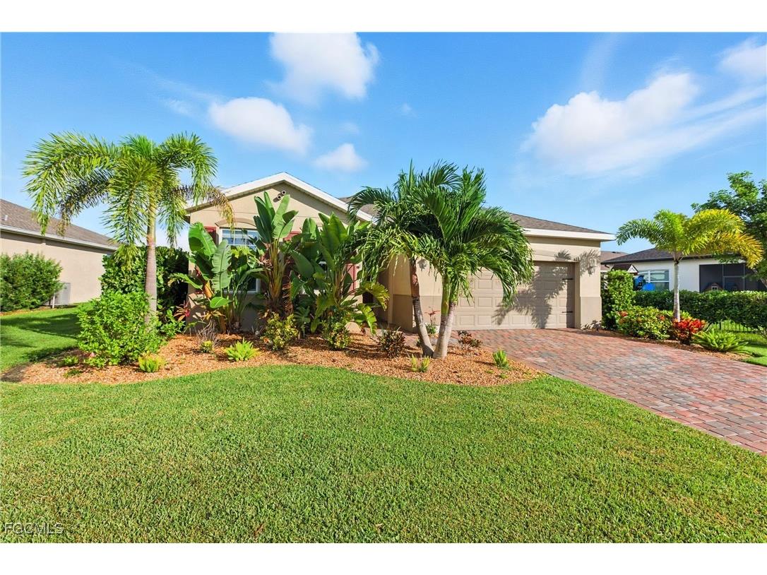 3226 Baravaldo Circle Cape Coral FL 33909 2025009211 image1