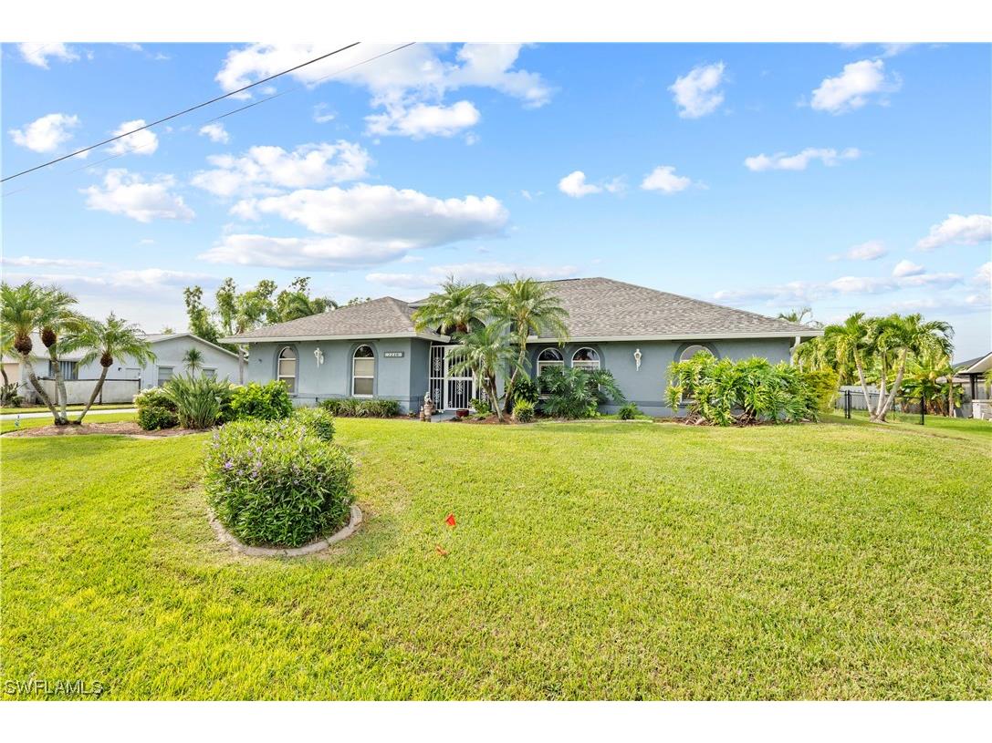 3226 SE 1st Avenue Cape Coral FL 33904 223088996 image1