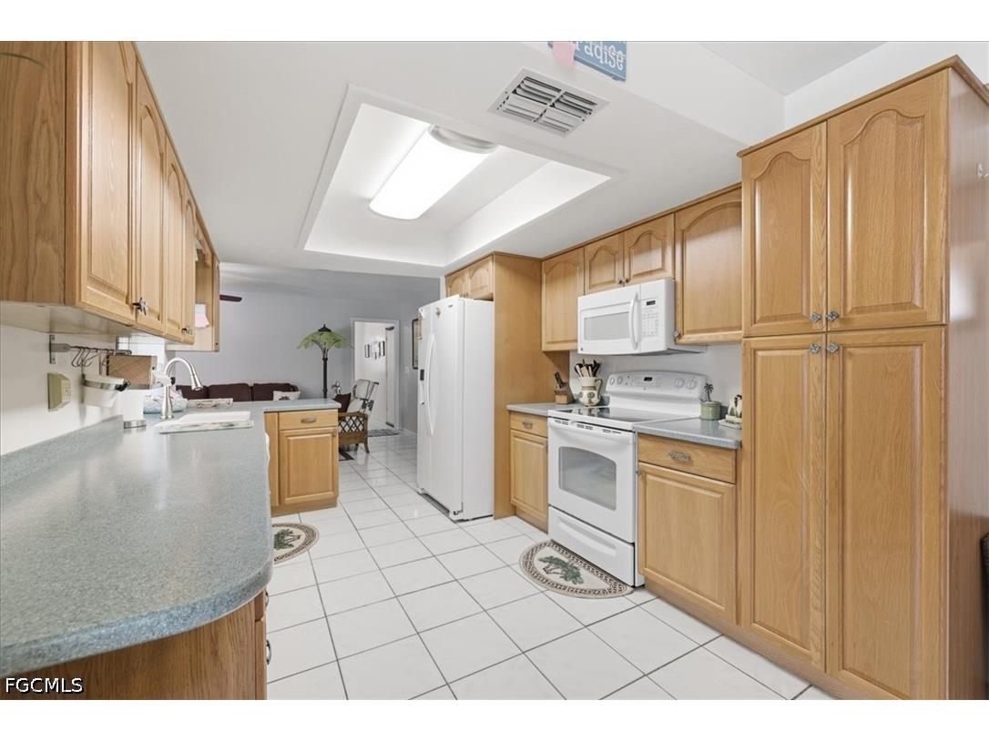 3226 SE 2nd Avenue Cape Coral FL 33904 2026017794 image12
