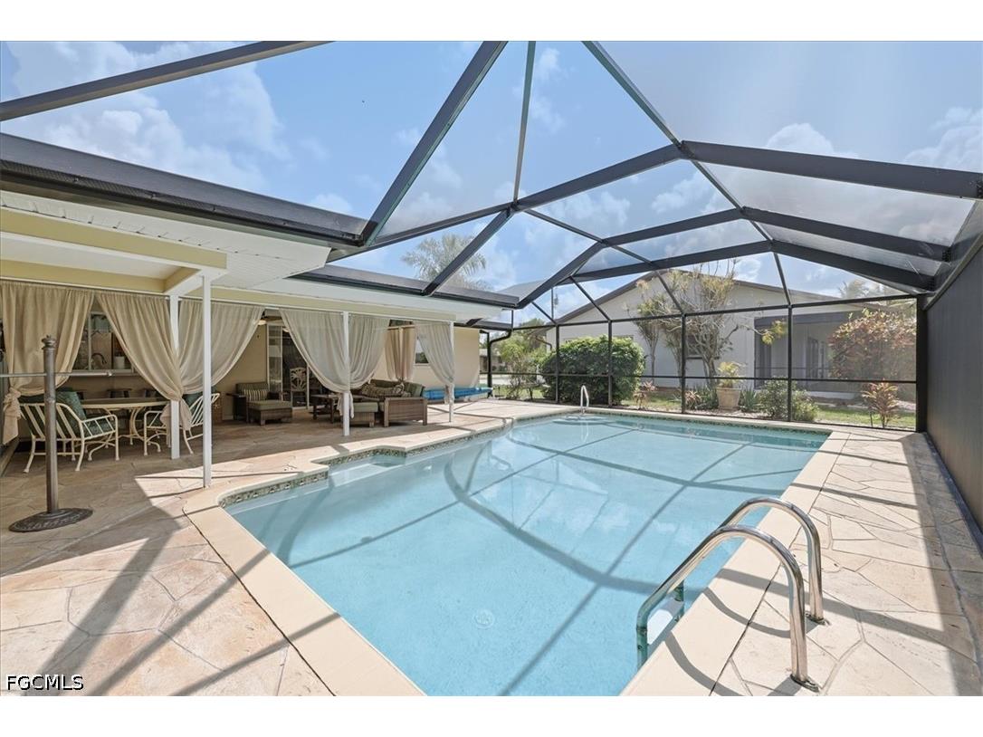 3226 SE 2nd Avenue Cape Coral FL 33904 2026017794 image4