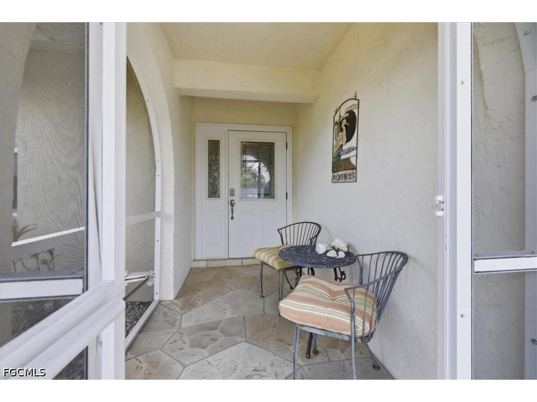 3226 SE 2nd Avenue Cape Coral FL 33904 2026017794 image7