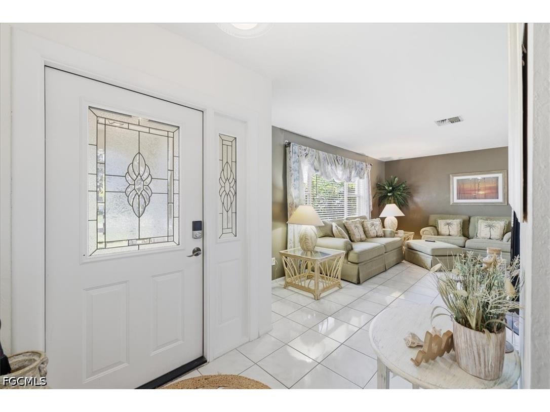 3226 SE 2nd Avenue Cape Coral FL 33904 2026017794 image8