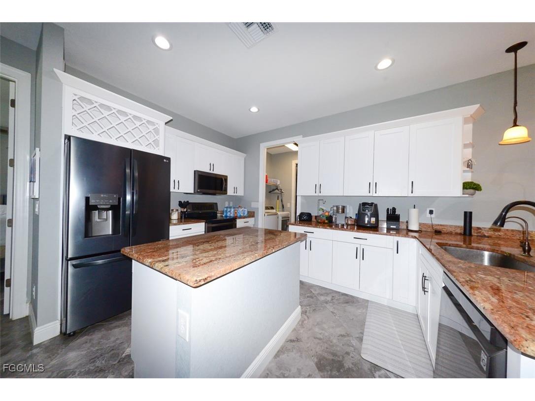 3226 Vera Court Lehigh Acres FL 33976 2025022184 image15