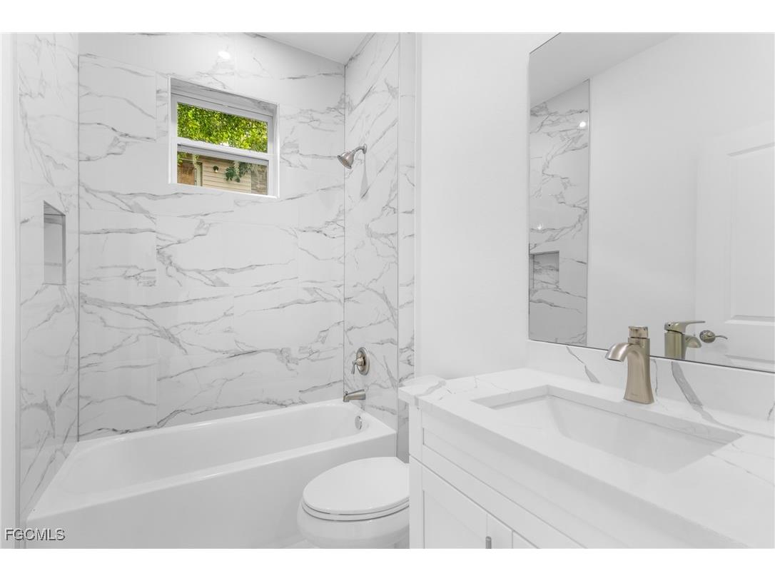 3227 Dale Street Fort Myers FL 33916 2025015075 image22