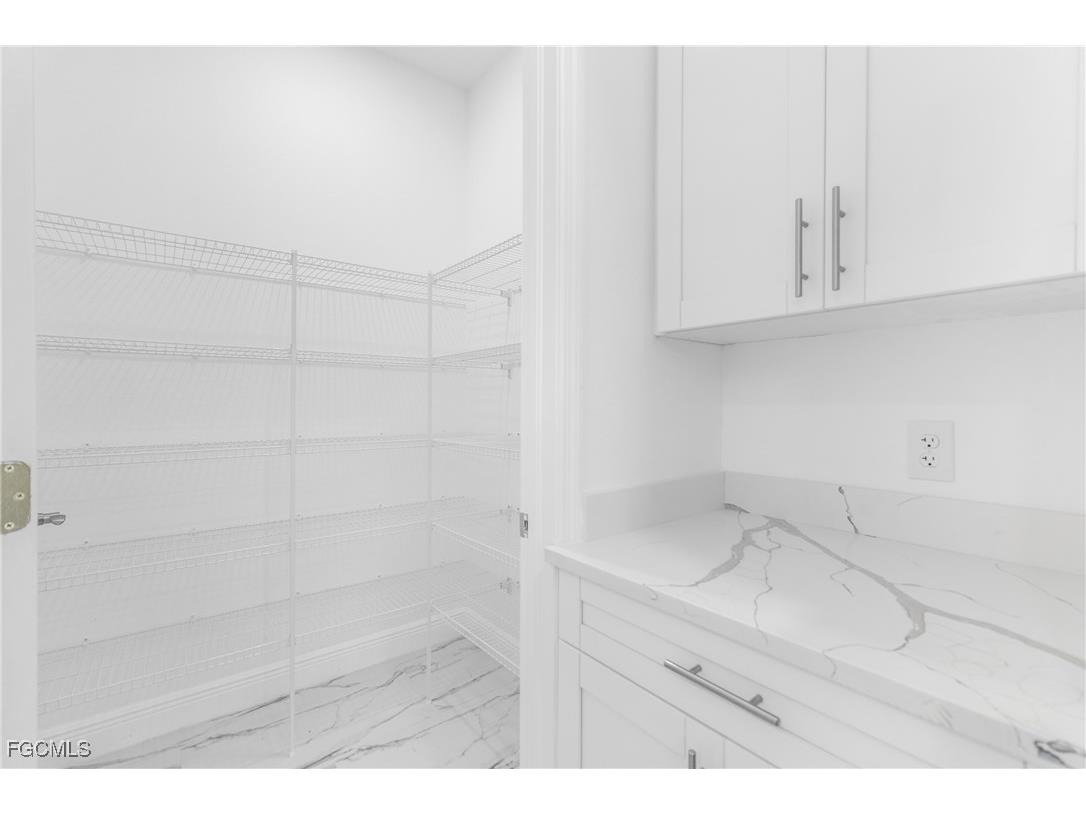 3227 Dale Street Fort Myers FL 33916 2025015075 image23