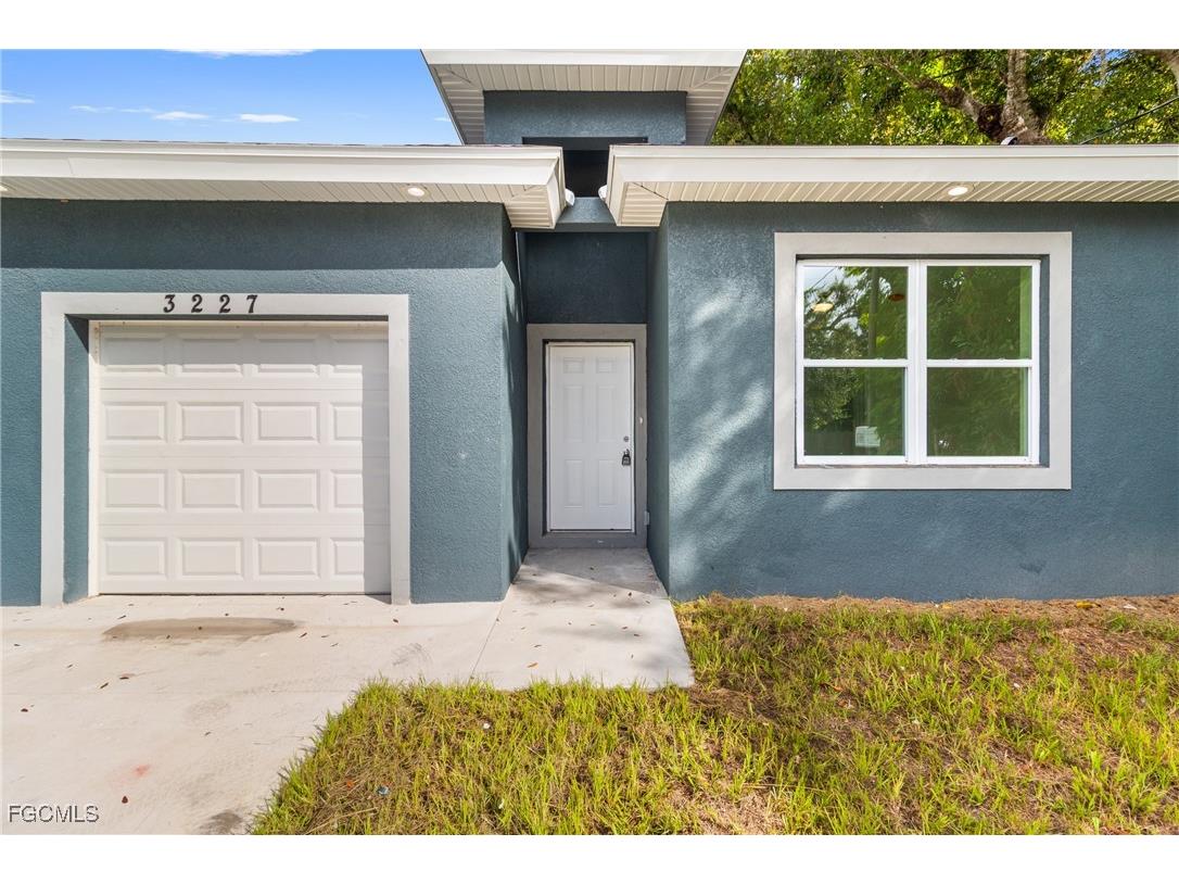 3227 Dale Street Fort Myers FL 33916 2025015075 image3