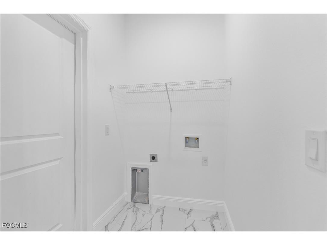 3227 Dale Street Fort Myers FL 33916 2025015075 image34