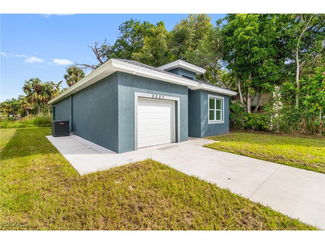 3227 Dale Street Fort Myers FL 33916 2025015075 image48