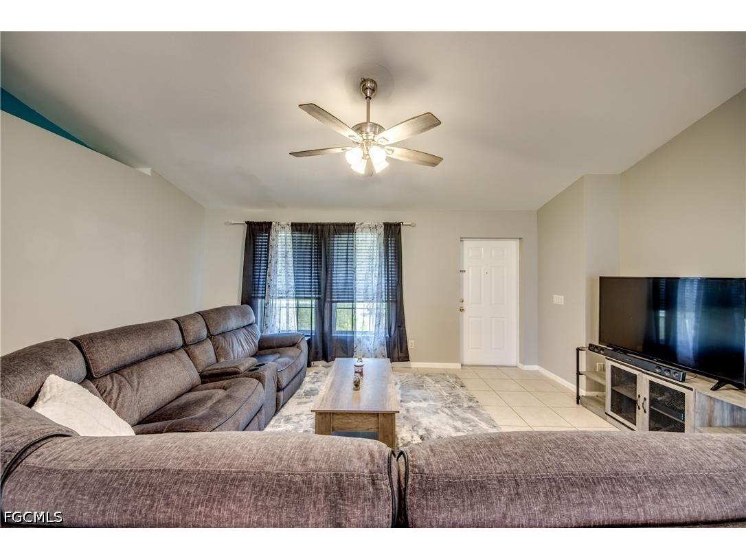 3227 Santa Barbara Boulevard Cape Coral FL 33914 2026026293 image10