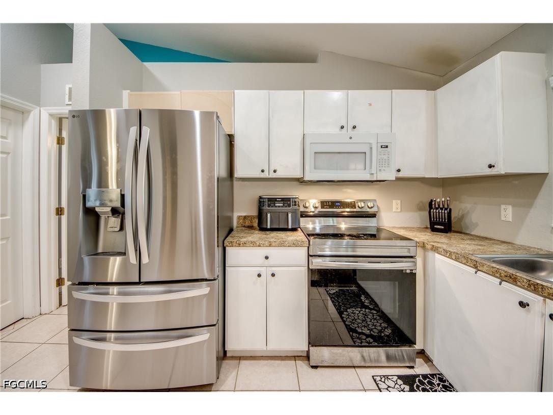 3227 Santa Barbara Boulevard Cape Coral FL 33914 2026026293 image20