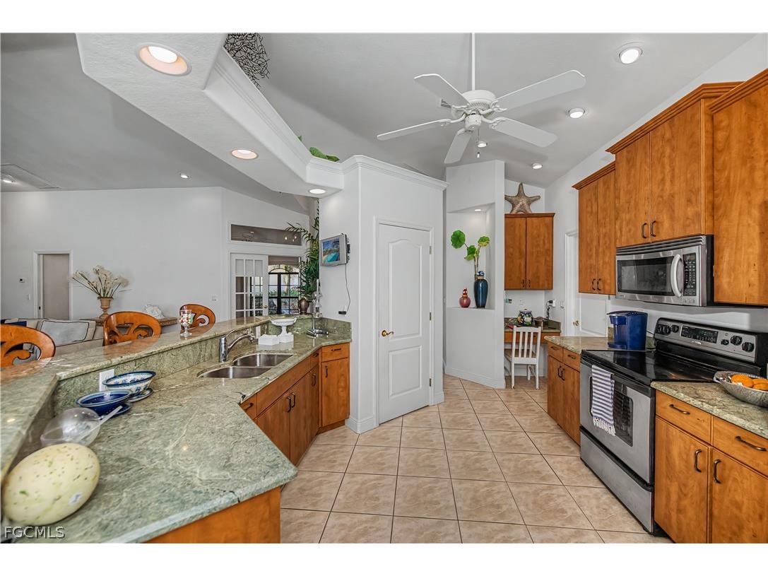 3229 SE 1st Court Cape Coral FL 33904 2026008652 image15