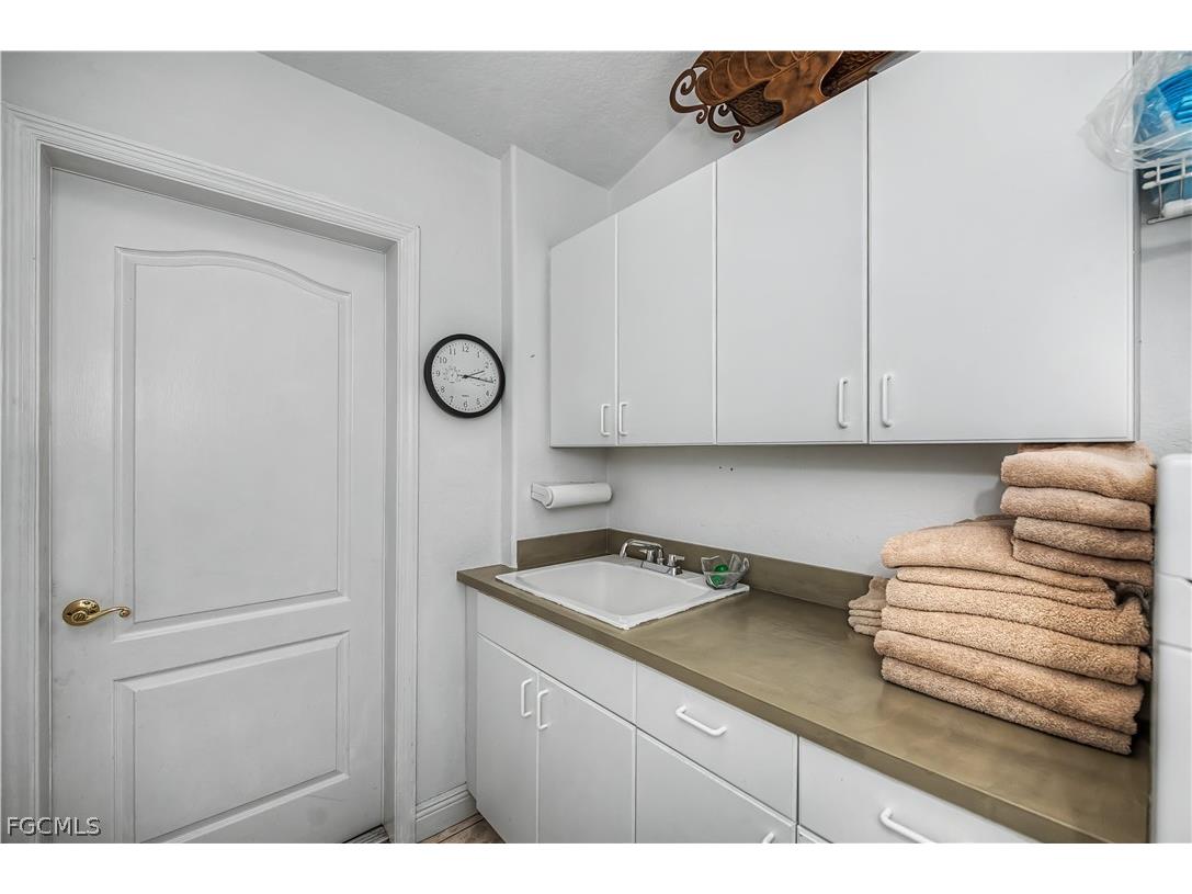 3229 SE 1st Court Cape Coral FL 33904 2026008652 image26