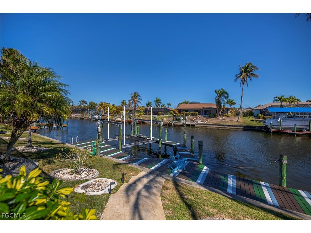 3229 SE 1st Court Cape Coral FL 33904 2026008652 image38