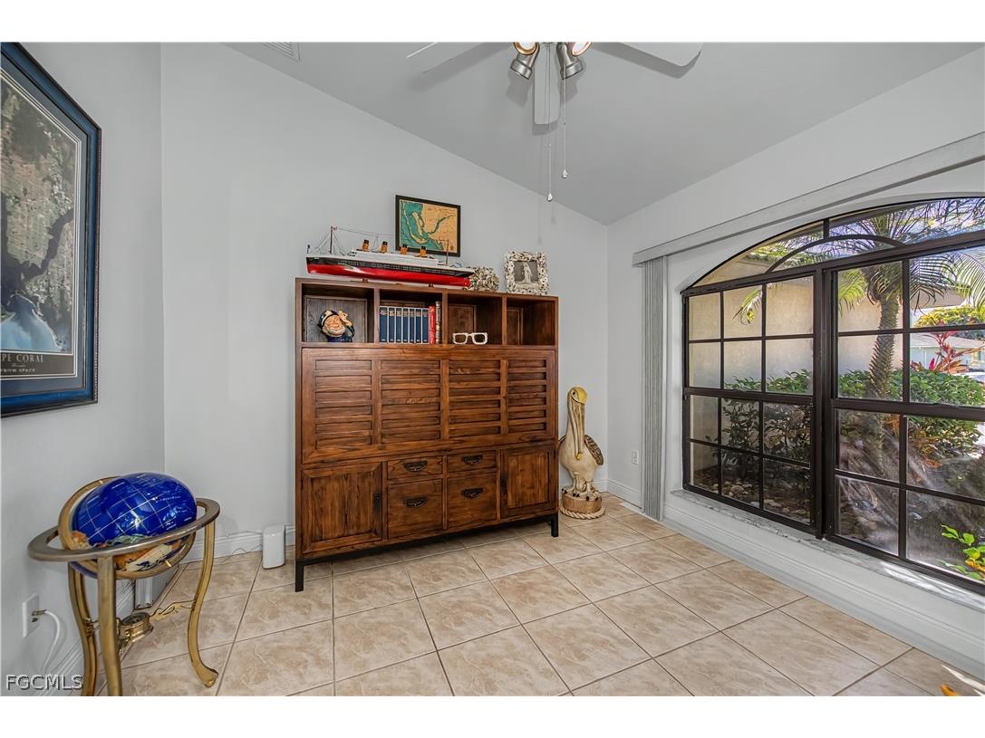 3229 SE 1st Court Cape Coral FL 33904 2026008652 image4