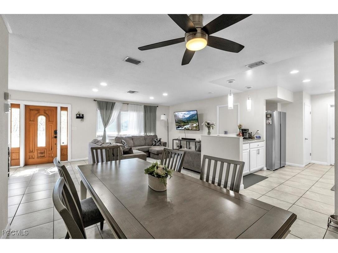 323 Hollywood Street Lehigh Acres FL 33936 2026006049 image14