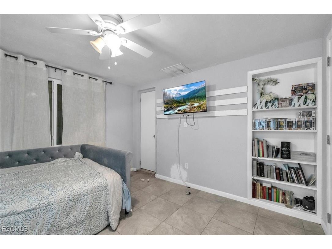 323 Hollywood Street Lehigh Acres FL 33936 2026006049 image16