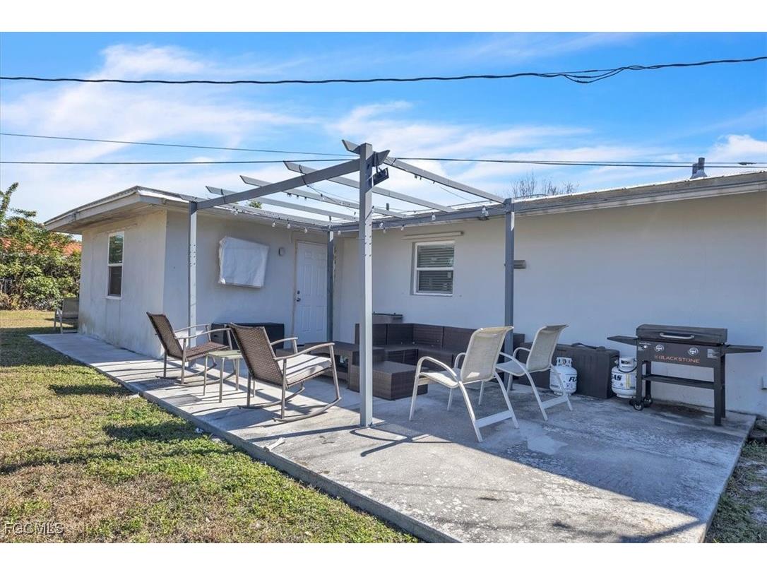 323 Hollywood Street Lehigh Acres FL 33936 2026006049 image40