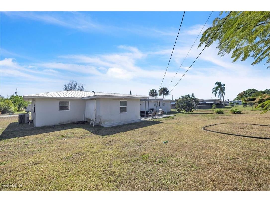 323 Hollywood Street Lehigh Acres FL 33936 2026006049 image43