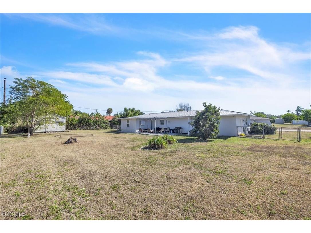 323 Hollywood Street Lehigh Acres FL 33936 2026006049 image44