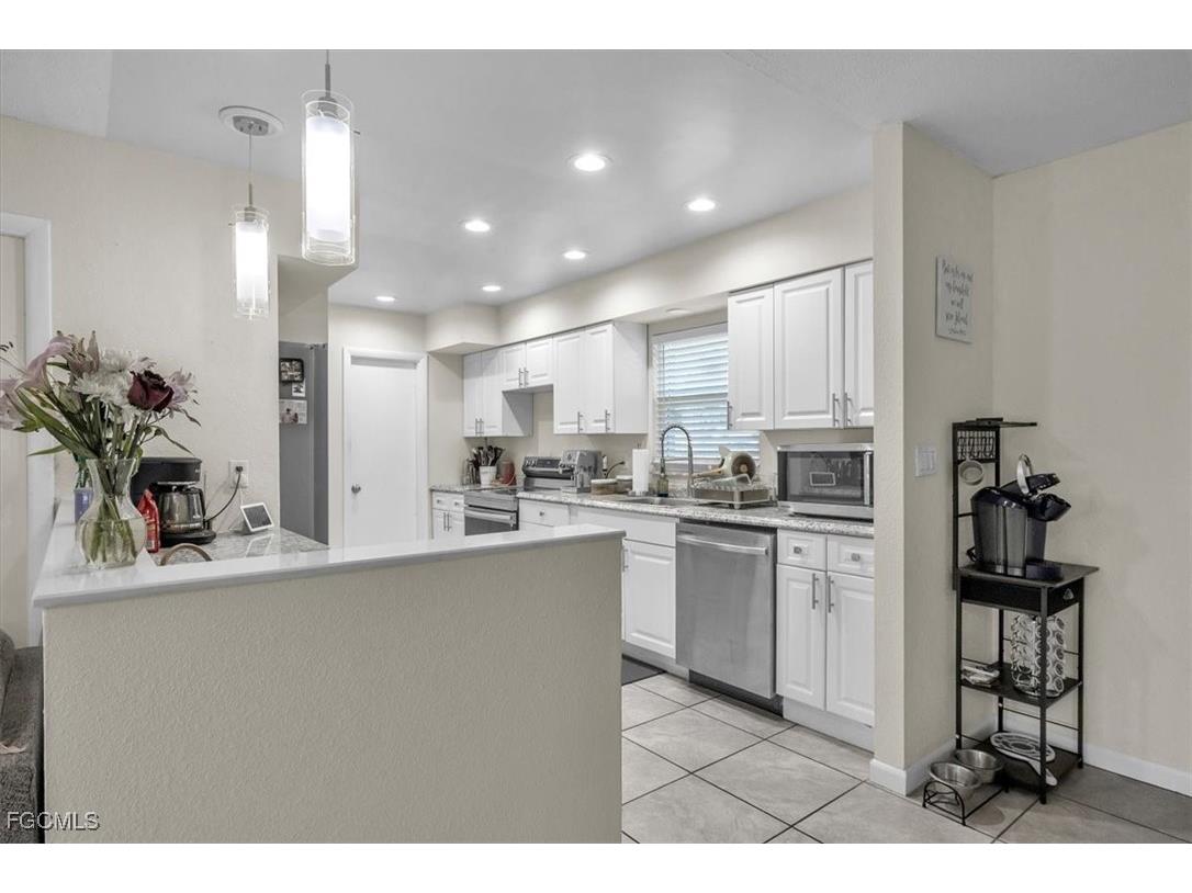 323 Hollywood Street Lehigh Acres FL 33936 2026006049 image7