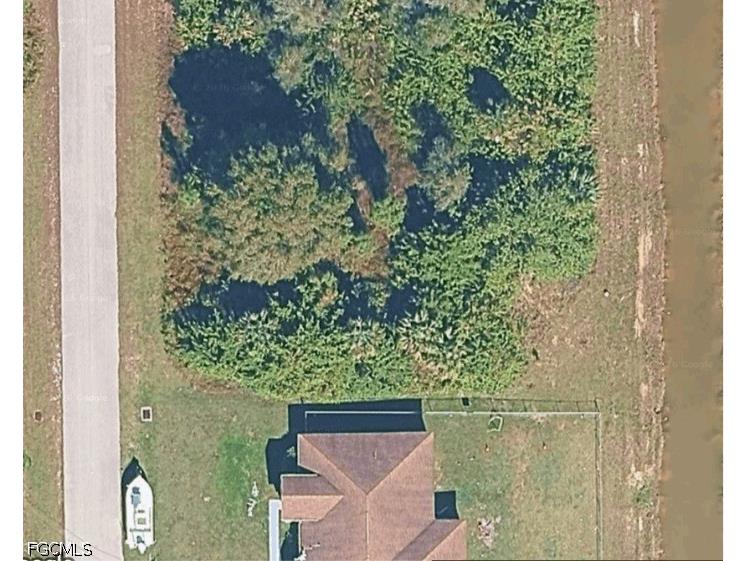 323 Lubdel Avenue S Lehigh Acres FL 33974 2026026694 image3