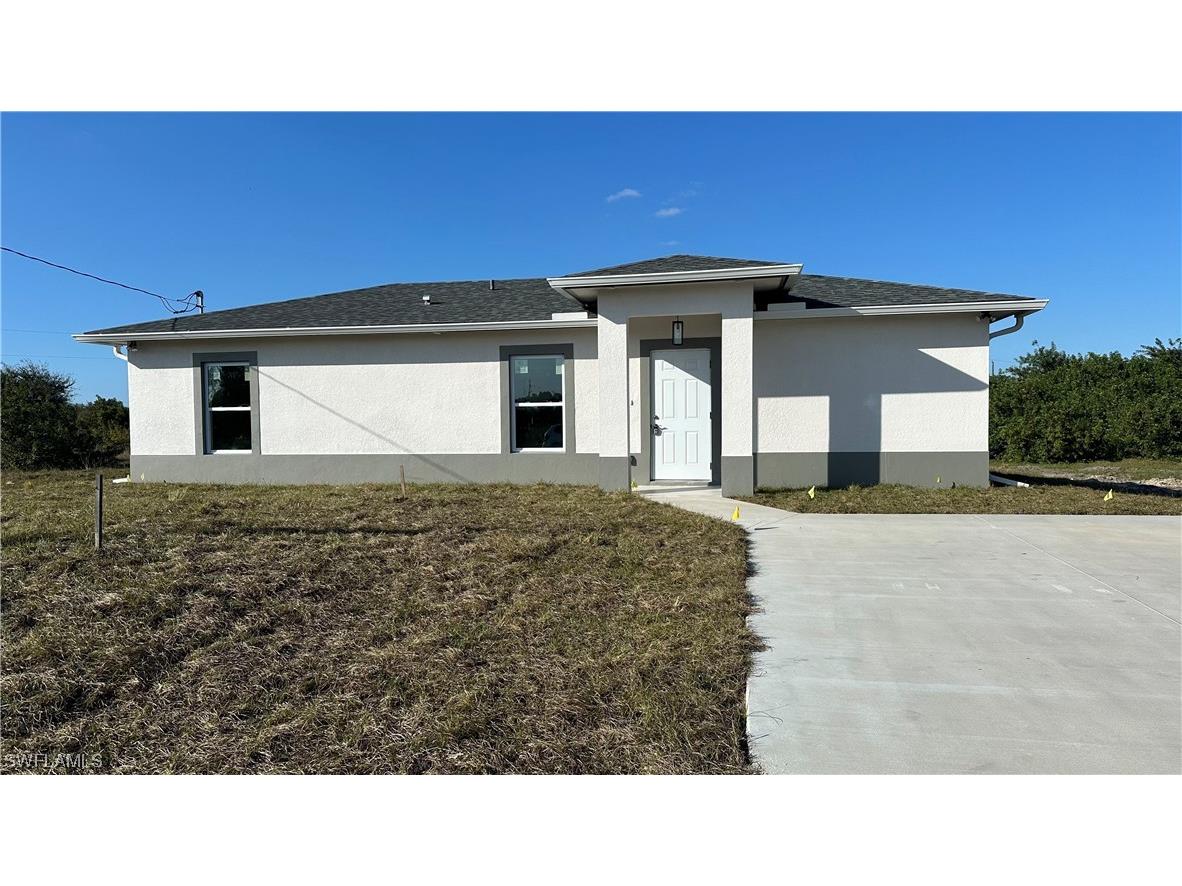 323 Poplar St Lehigh Acres FL 33974 224003431 image1