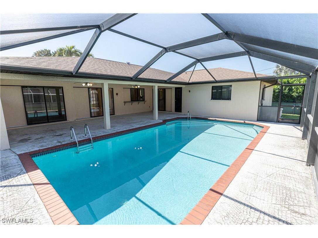 323 SE 46th Lane Cape Coral FL 33904 224019267 image1