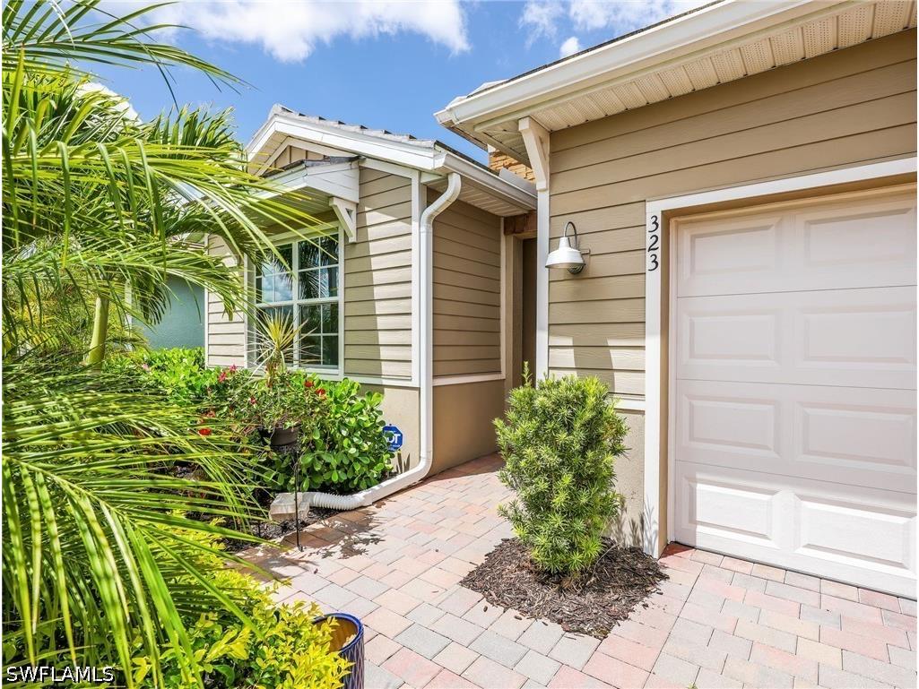323 Tamarindo Lane Naples FL 34114 226015462 image3