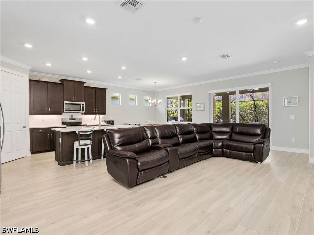 323 Tamarindo Lane Naples FL 34114 226015462 image8
