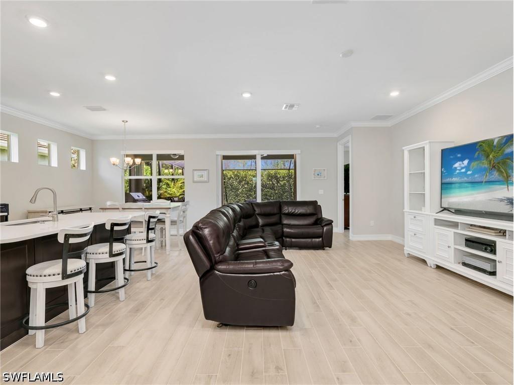 323 Tamarindo Lane Naples FL 34114 226015462 image9