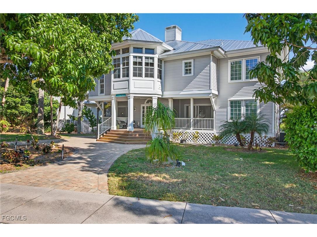 323 Useppa Island Useppa Island FL 33924 2025023656 image1