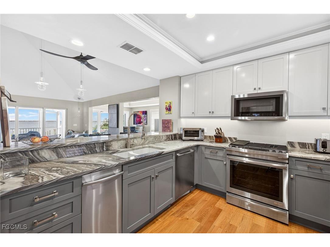 323 Useppa Island Useppa Island FL 33924 2025023656 image14