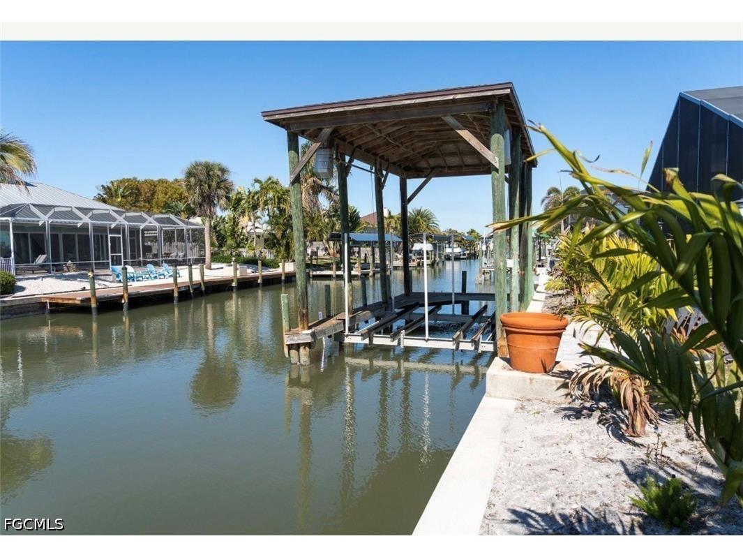 323 Washington Court Fort Myers Beach FL 33931 2026019539 image21