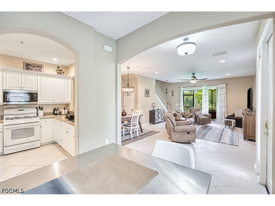 3230 Cottonwood Bend #406 Fort Myers FL 33905 2026028642 image7