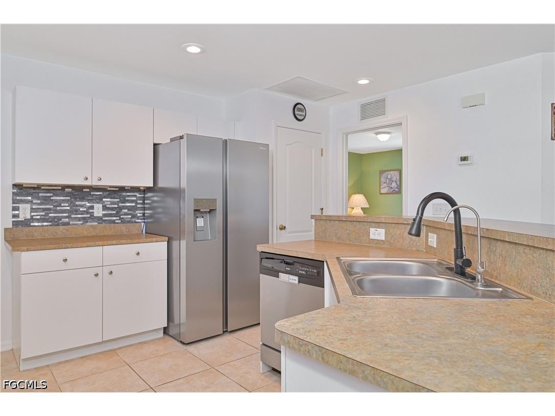 3230 NW 3rd Place Cape Coral FL 33993 2026020763 image15
