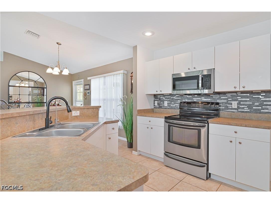 3230 NW 3rd Place Cape Coral FL 33993 2026020763 image16