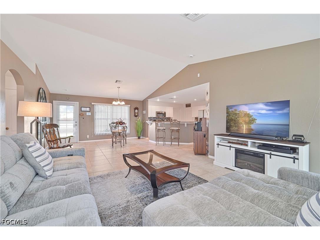 3230 NW 3rd Place Cape Coral FL 33993 2026020763 image9