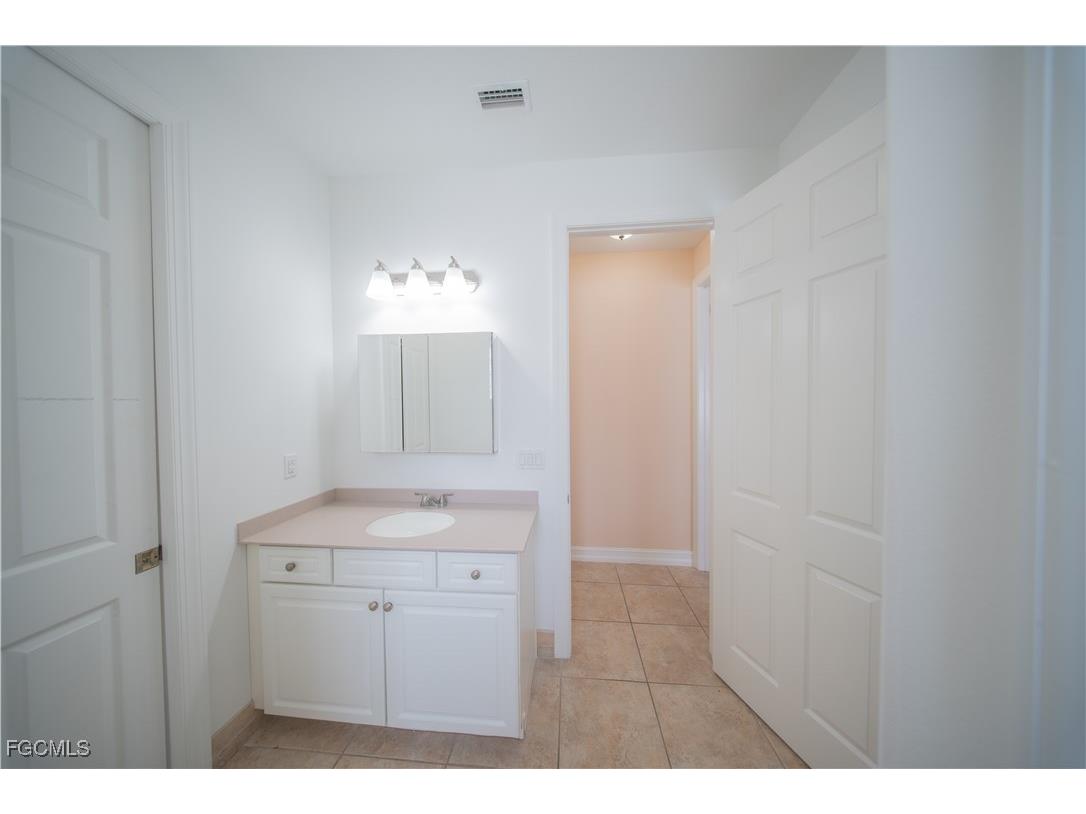 3230 SW 4th Terrace Cape Coral FL 33991 2025014418 image20