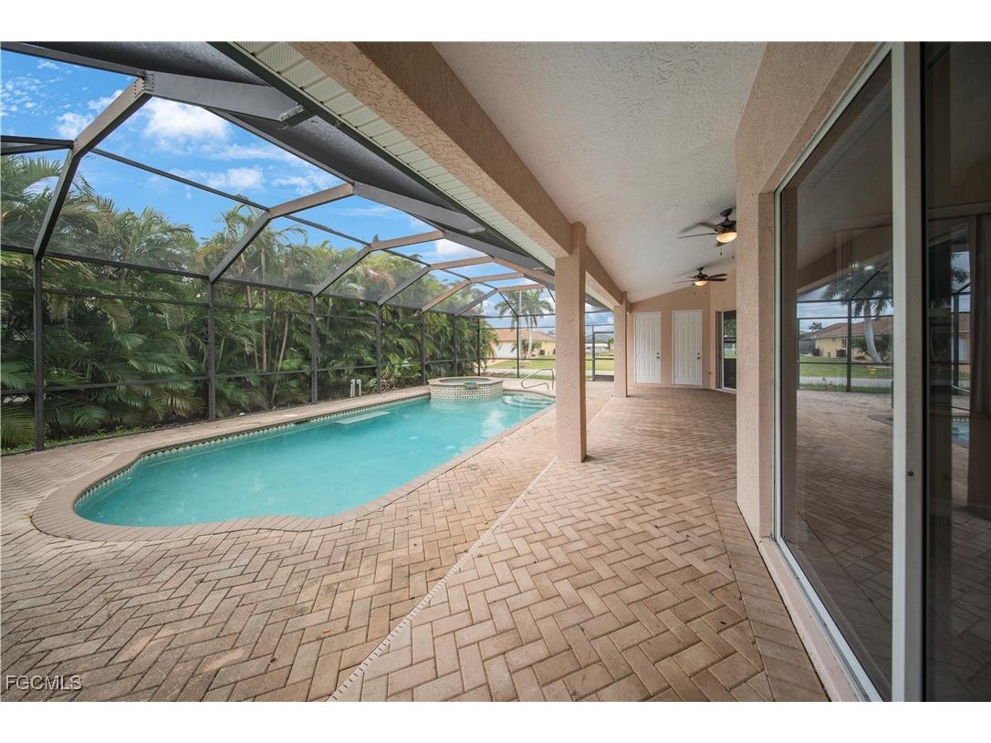 3230 SW 4th Terrace Cape Coral FL 33991 2025014418 image22